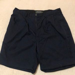Navy Masters Golf size 36 pleated short